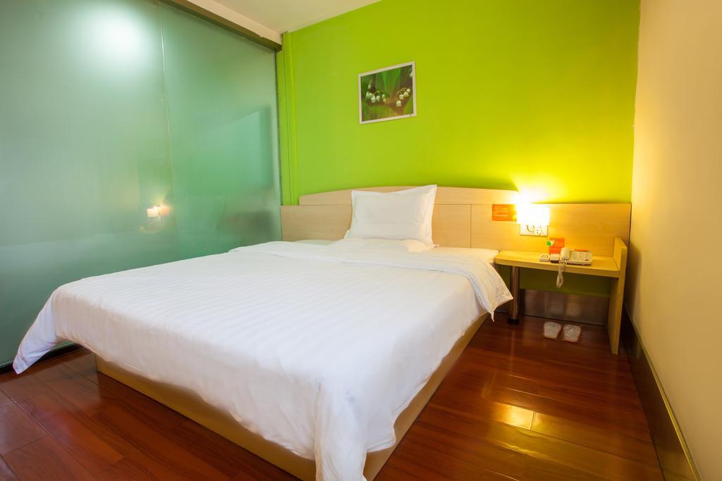 7Days Inn Xiamen Haicang Oda fotoğraf