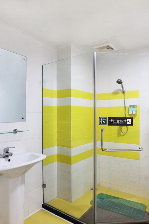 7Days Inn Xiamen Haicang Oda fotoğraf
